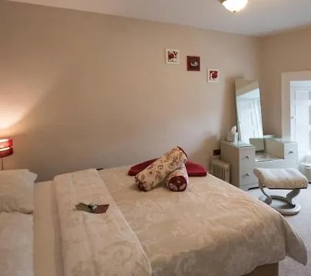 The On The Diamond * Donegal Town